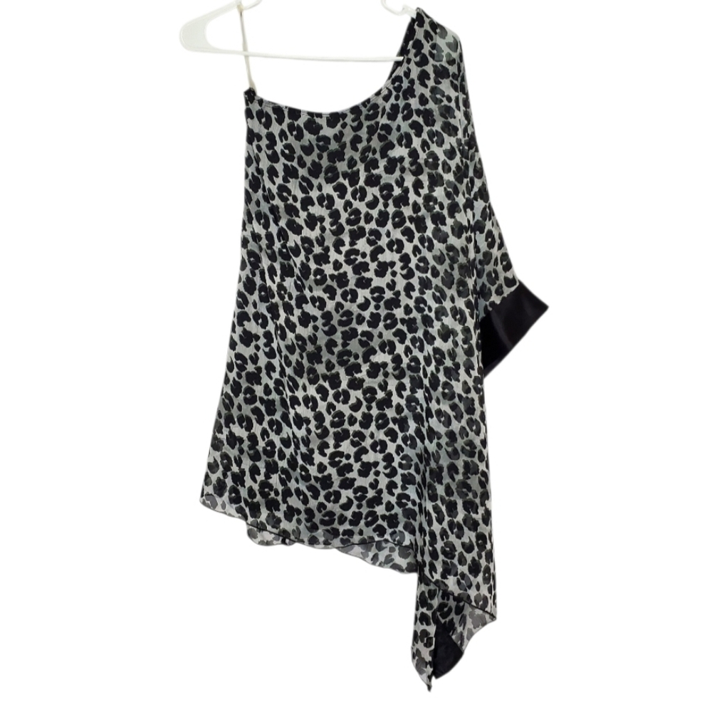 2495 * L8teR One Shoulder Asymmetrical Blouse Cheetah Print Size S Vintage